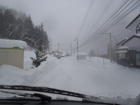 雪の道路