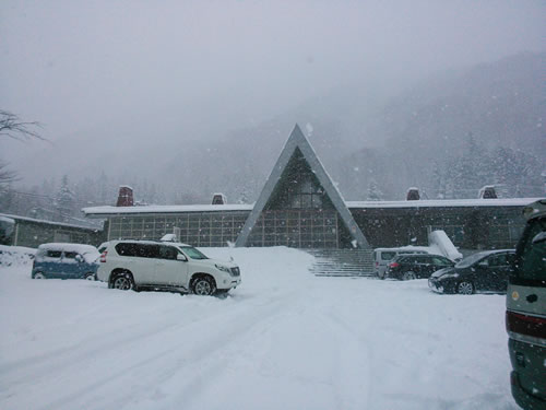 土合駅の雪