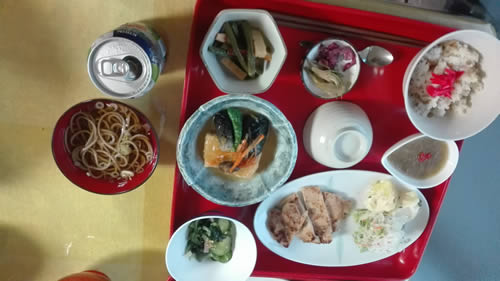 夕食