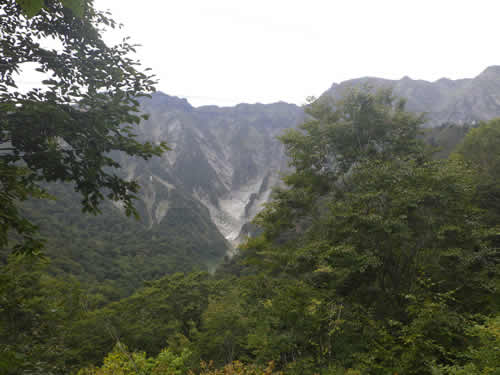 一ノ倉岩壁