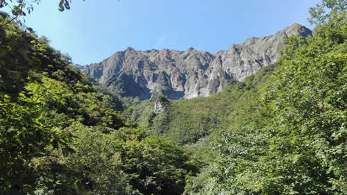幽ノ沢の崖