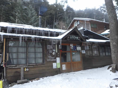 しらびそ小屋