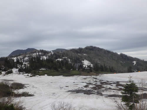 高谷池の残雪