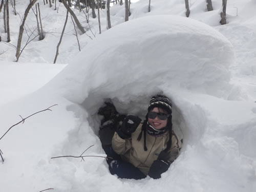 雪洞。