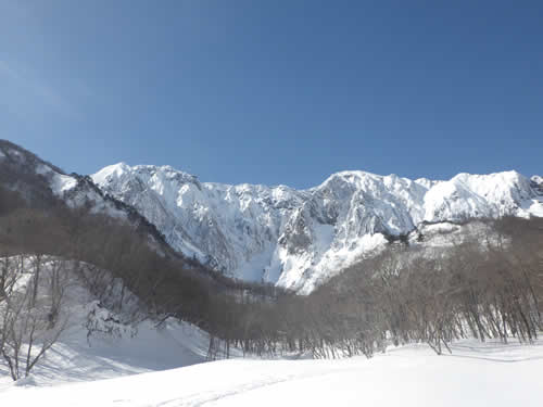 一ノ倉岩壁