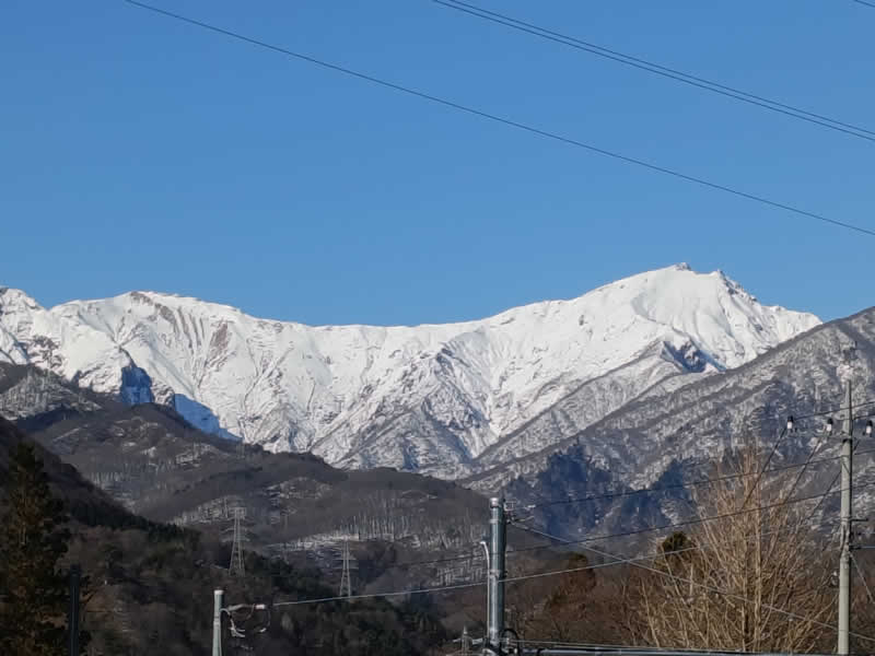 谷川岳近景