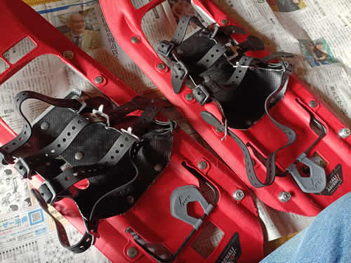 スノーシューストラップ交換