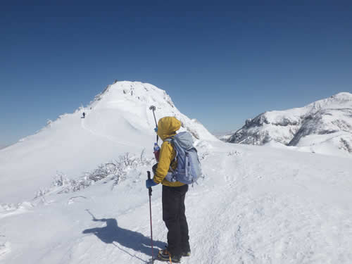 剣ヶ峰山へ